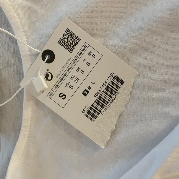 White Crop Top - Picture 2 of 2